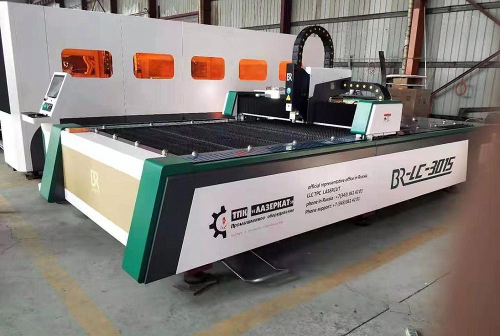 Станок для лазерной резки металла BR-LC 3015 3000W с труборезом