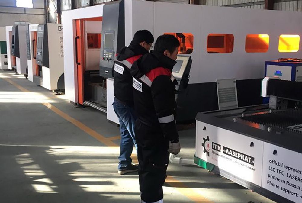 Станок для лазерной резки металла BR-LC 3015 3000W с труборезом