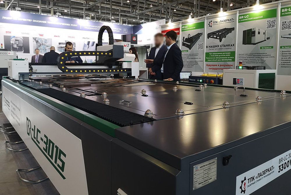 Станок для лазерной резки металла BR-LC 3015 3000W с труборезом