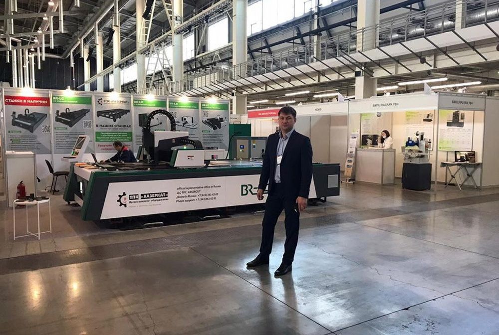 Станок для лазерной резки металла BR-LC 3015 3000W с труборезом